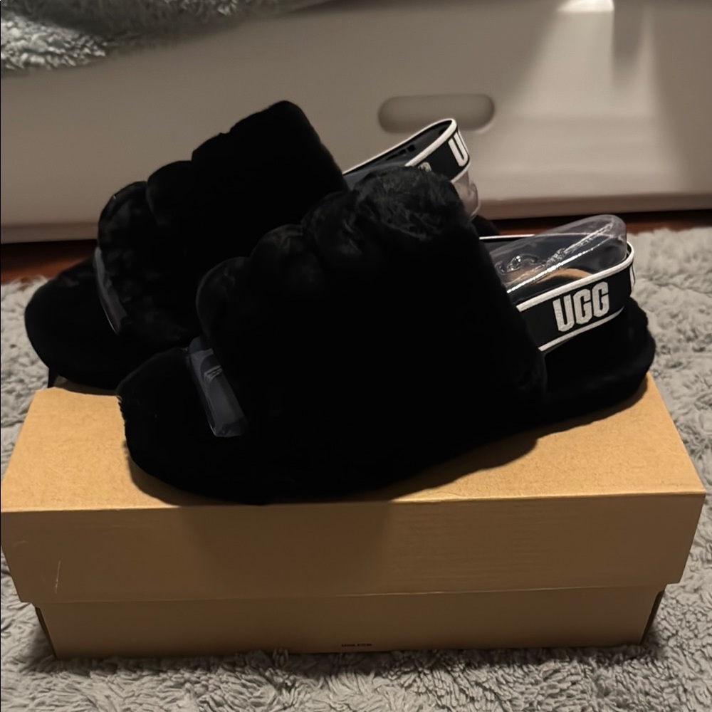 UGG Black Cozy Fluffy Slippers